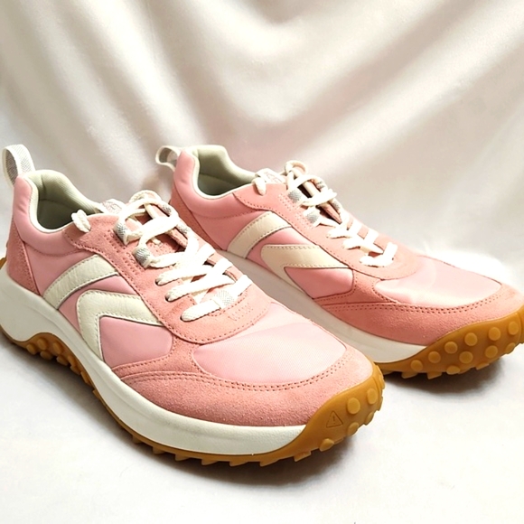 Keen Pink and White Suede Sneakers (W Size 9) - Picture 2 of 16